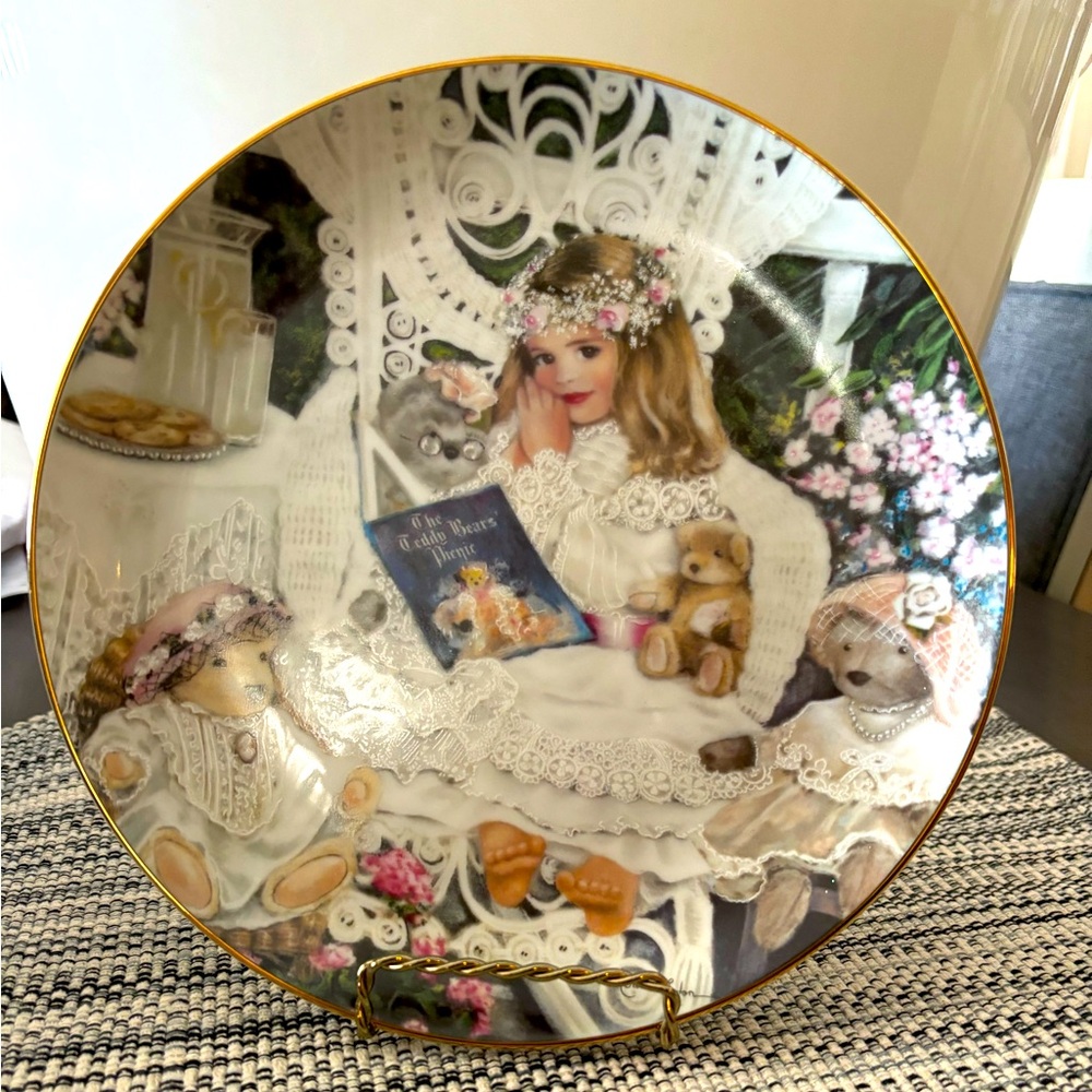 WP~Knowles "Bridget" China Co. 1991 Collection Corinne Layton Ltd Ed 5th Issue